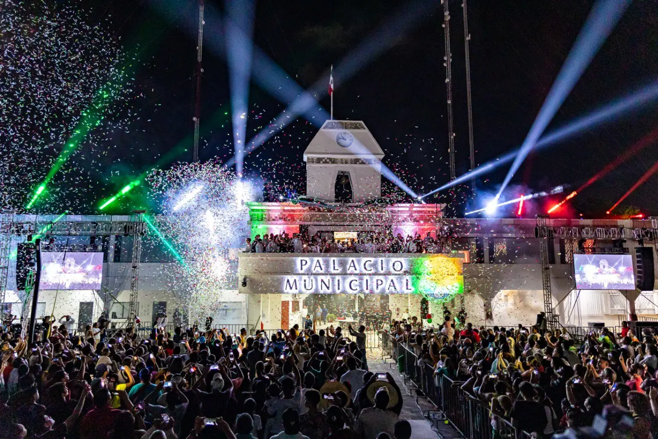 Palacio Municipal in Playa del Carmen during the Grito de Independencia celebrations